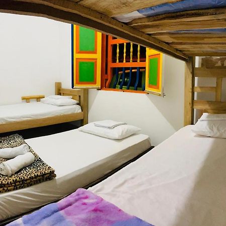 Casa Hostal Las Palmeras Guatape Ngoại thất bức ảnh