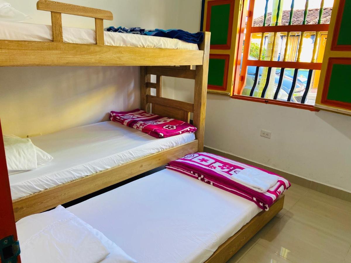 Casa Hostal Las Palmeras Guatape Ngoại thất bức ảnh