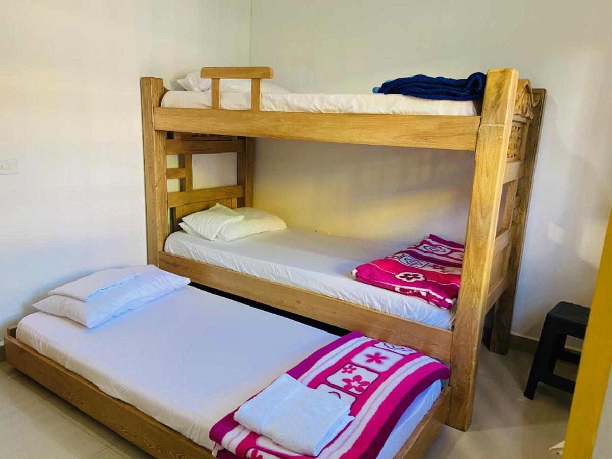 Casa Hostal Las Palmeras Guatape Ngoại thất bức ảnh