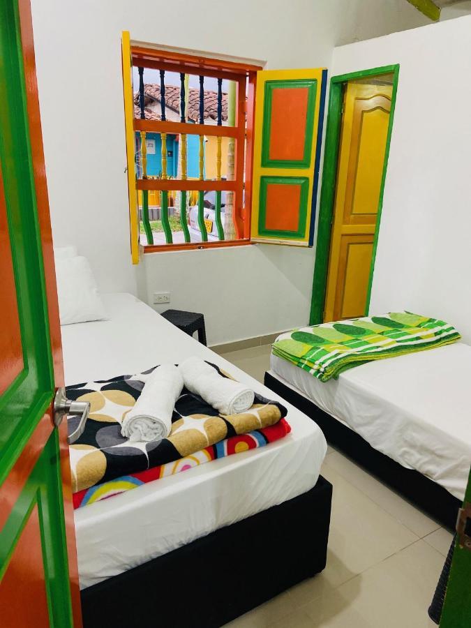 Casa Hostal Las Palmeras Guatape Ngoại thất bức ảnh