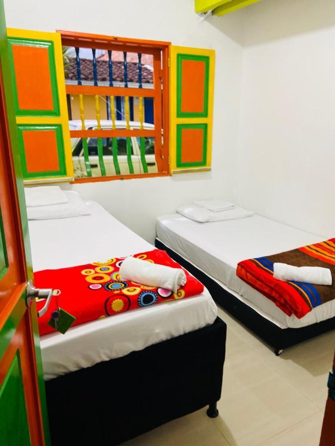 Casa Hostal Las Palmeras Guatape Ngoại thất bức ảnh